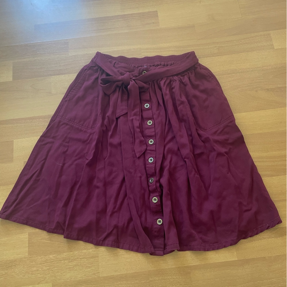 ModCloth burgundy skirt, size medium